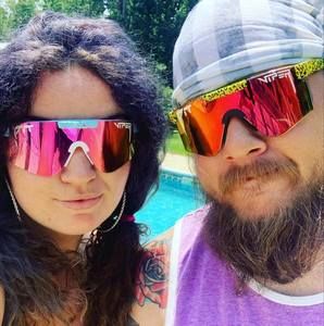 Meet your Posher, Johnnie